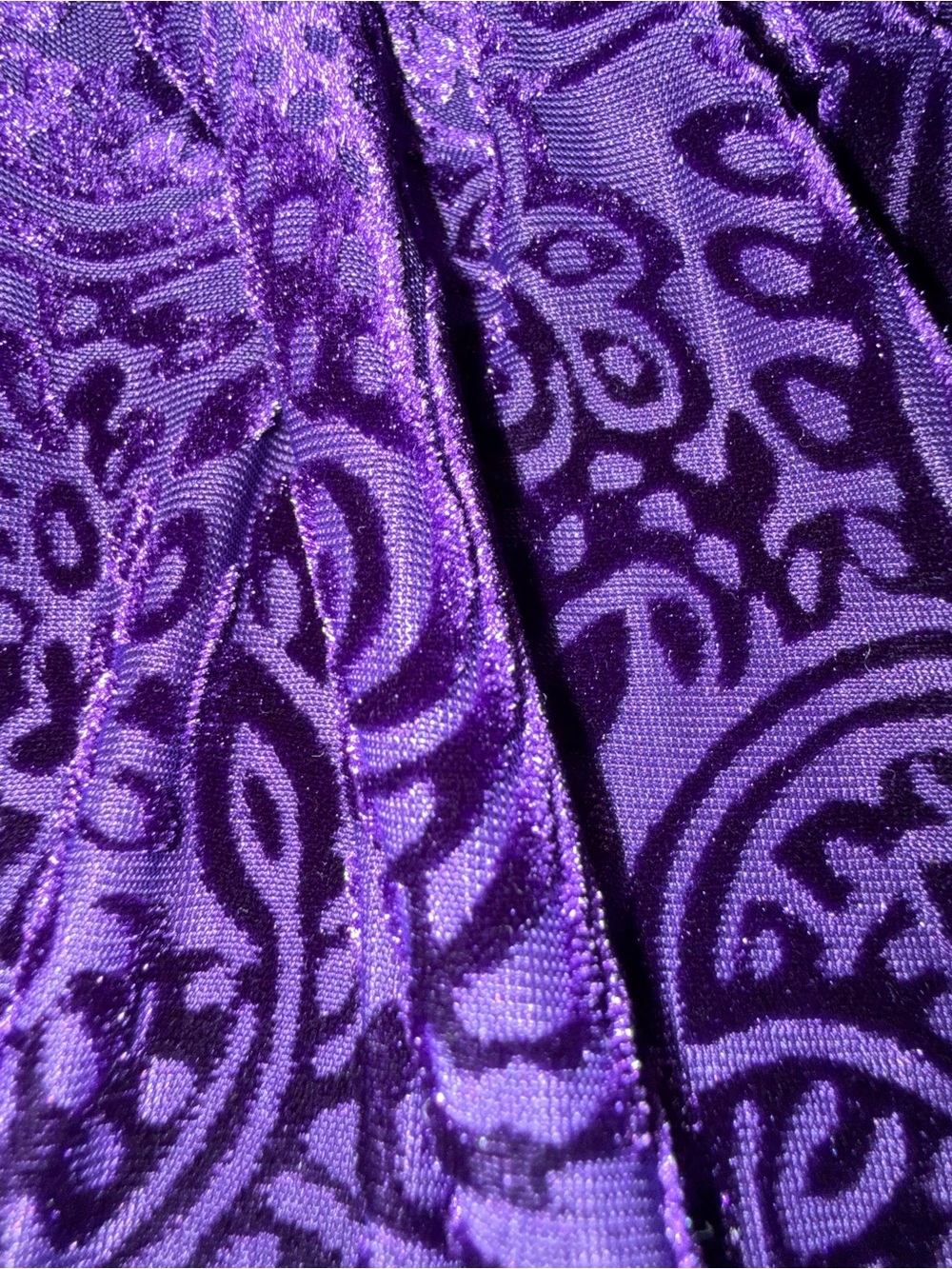 Vintage Madison Purple Velvet Burnout Paisley Cap Sleeve Top - Picture 2 of 5